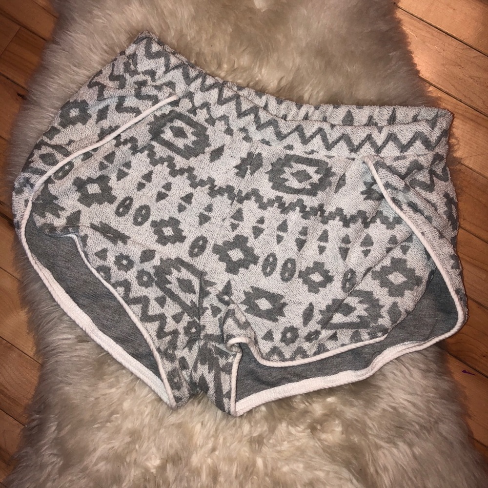 Beachy boot shorts